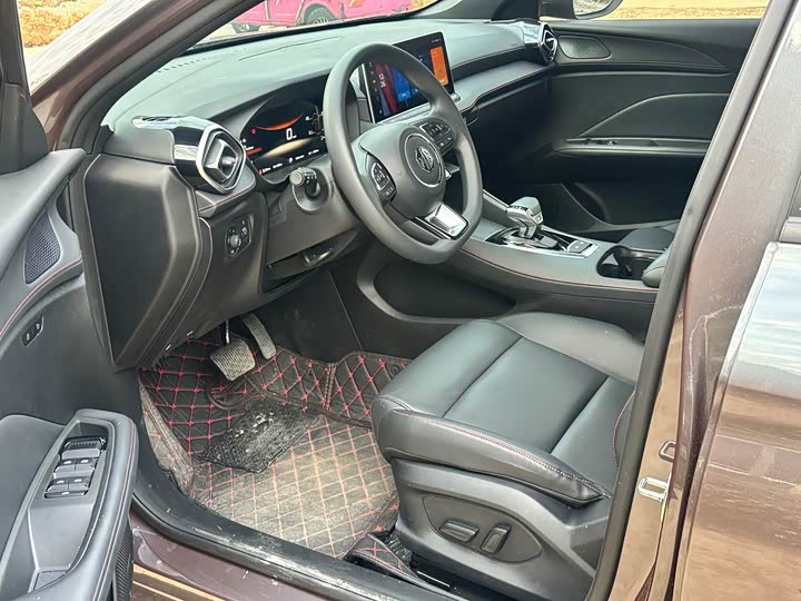 MG Motor 5 2025 2025款 300TGI 全球旗舰版