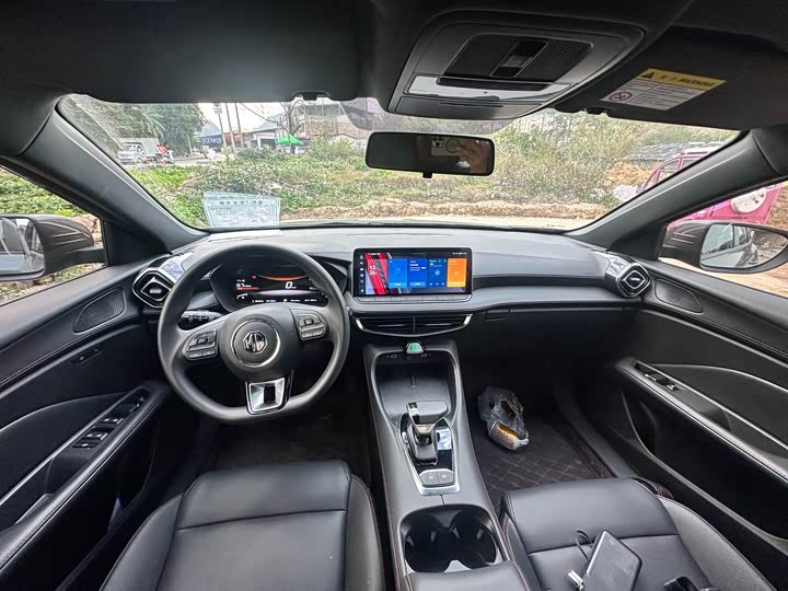 MG Motor 5 2025 2025款 300TGI 全球旗舰版