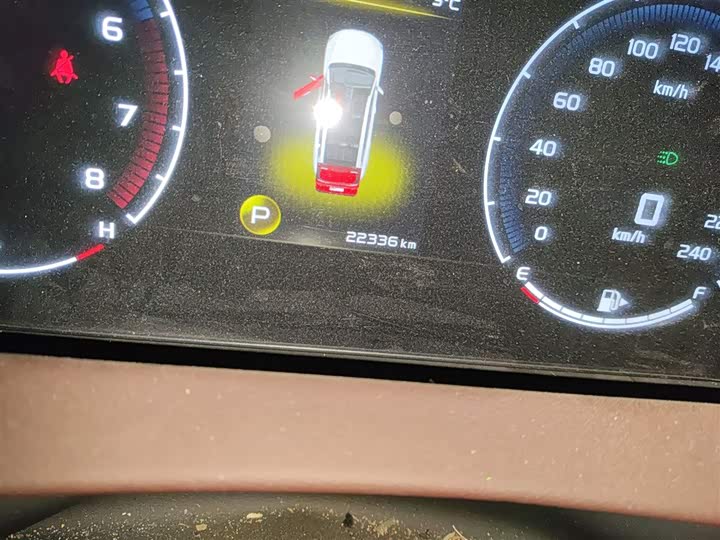 Geely Okavango 2022 2022款 1.8TD DCT豪华型 7座