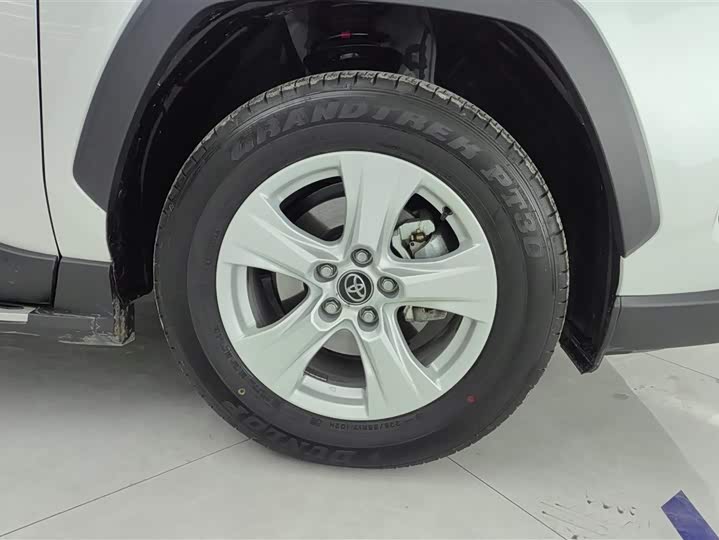 Toyota RAV4 2024 2024款 2.0L CVT两驱都市版