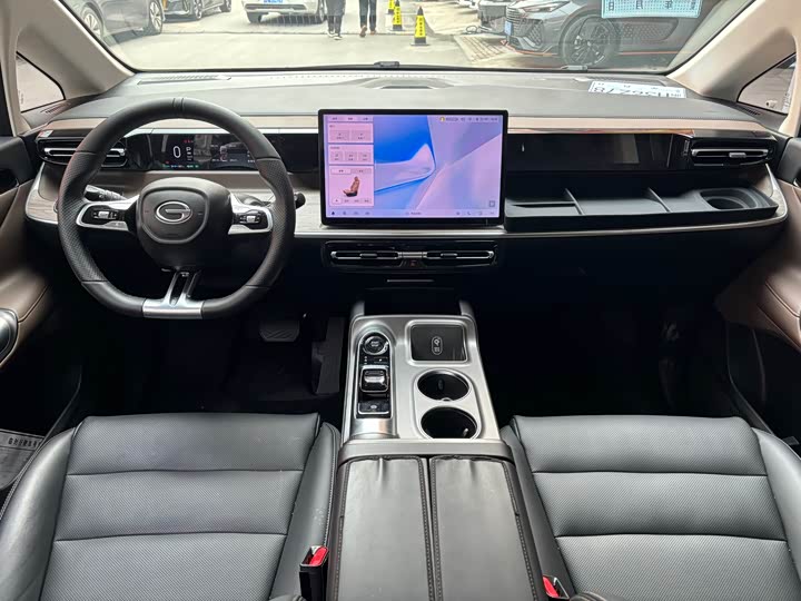 GAC Trumpchi E8 2024 2024款 荣耀系列 2.0L 荣耀版