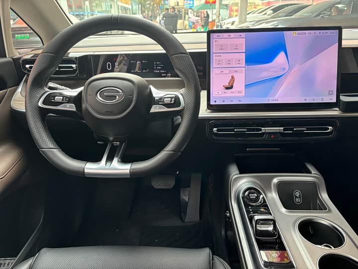 GAC Trumpchi E8 2024 2024款 荣耀系列 2.0L 荣耀版