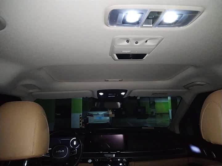 Kia Carnival 2021 2021款 2.0T 旗舰版
