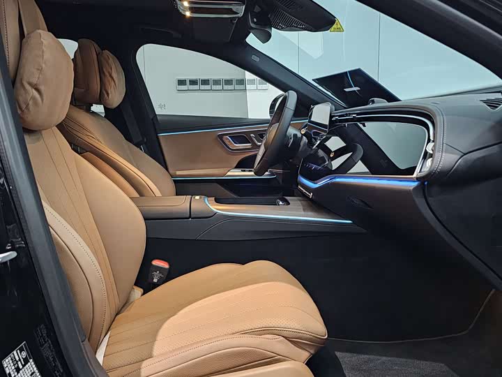 Mercedes-Benz E-Class Hybrid 2024 2024款 E 350 e L 插电式混合动力轿车