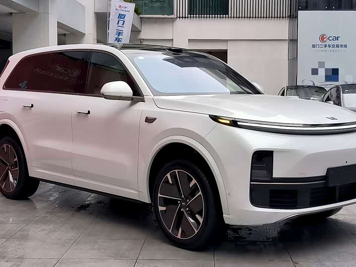 LiXiang L9 2025 2025款 Ultra 智能焕新版