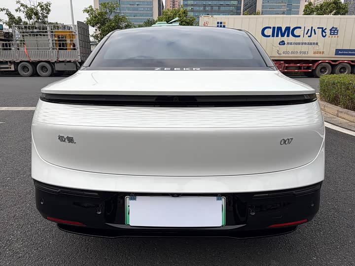 Zeekr 007 2025 2025款 后驱智驾版 75kWh