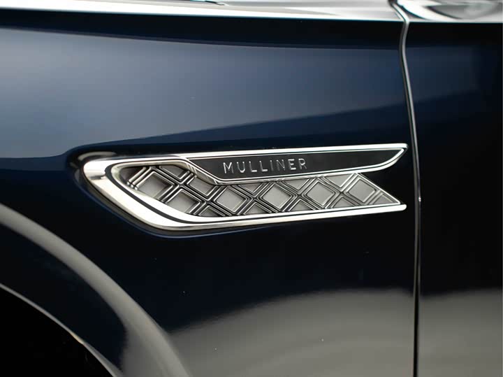 Bentley Flying Spur 2022 2022款 4.0T V8 Mulliner