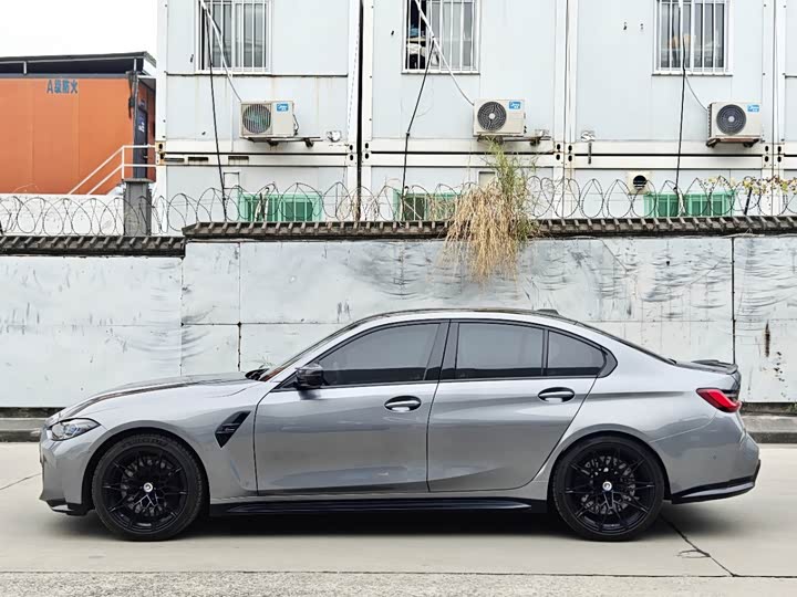 BMW M3 2023 2023款 M3四门轿车 M xDrive 雷霆版