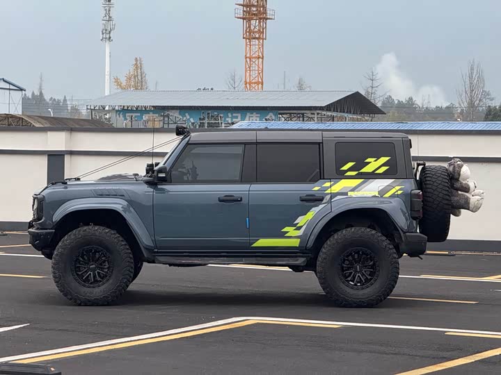 Ford Bronco 2024 2024款 2.3T 荒地