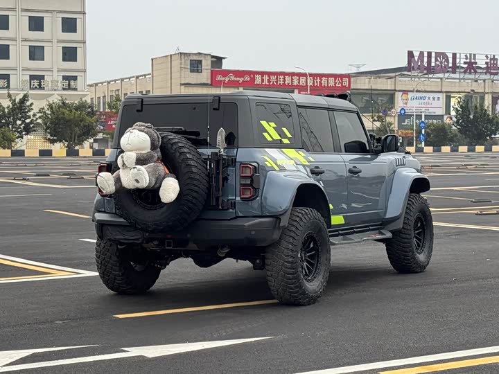 Ford Bronco 2024 2024款 2.3T 荒地