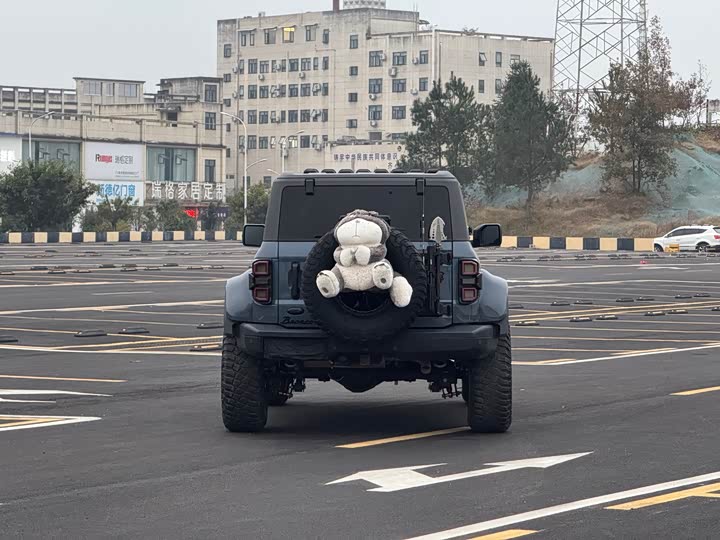 Ford Bronco 2024 2024款 2.3T 荒地