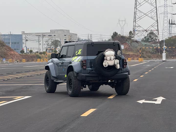 Ford Bronco 2024 2024款 2.3T 荒地