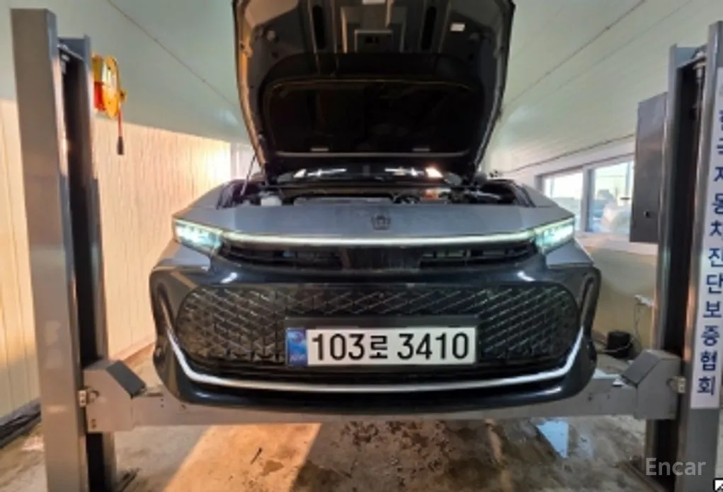 Toyota Crown 2023 2.5 4WD Hybrid