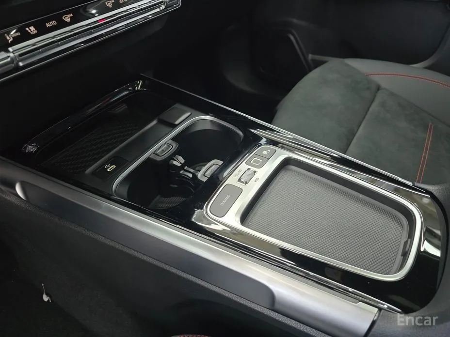 Mercedes-Benz GLB-Class 2020 AMG GLB35 4MATIC