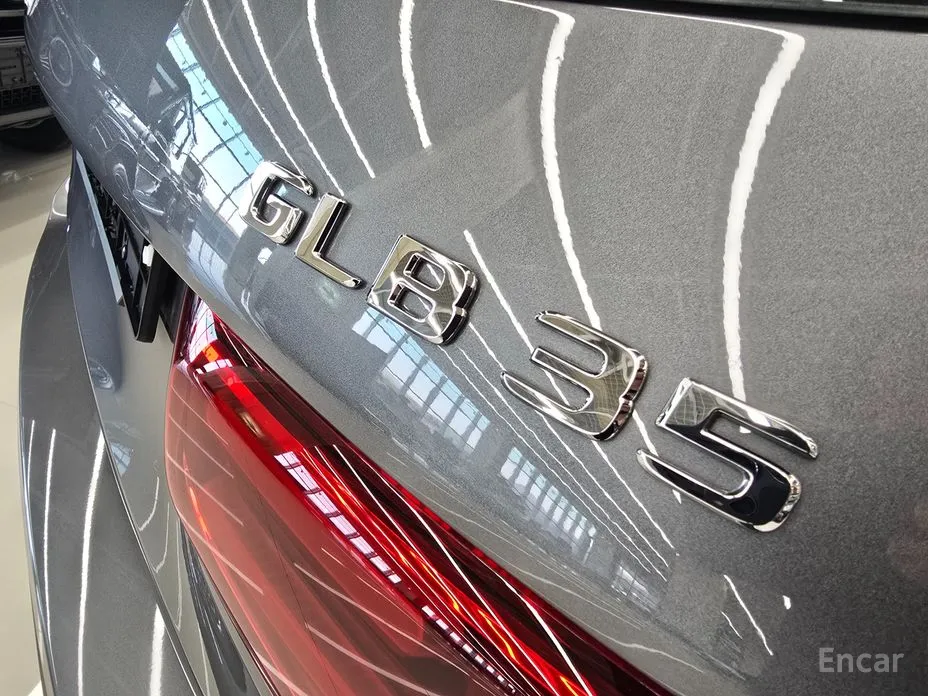 Mercedes-Benz GLB-Class 2020 AMG GLB35 4MATIC