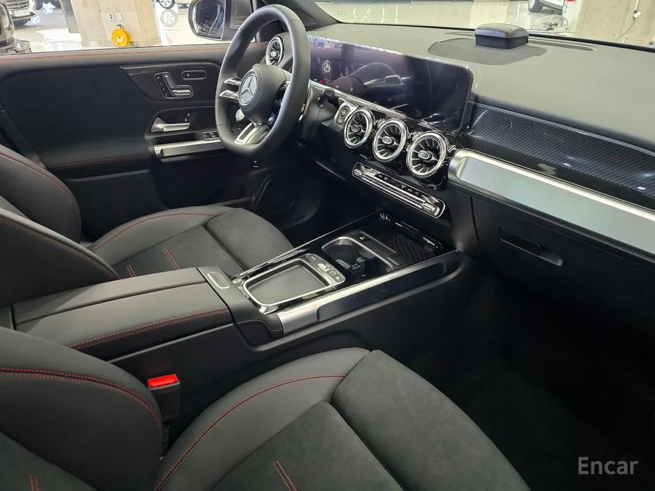 Mercedes-Benz GLB-Class 2020 AMG GLB35 4MATIC