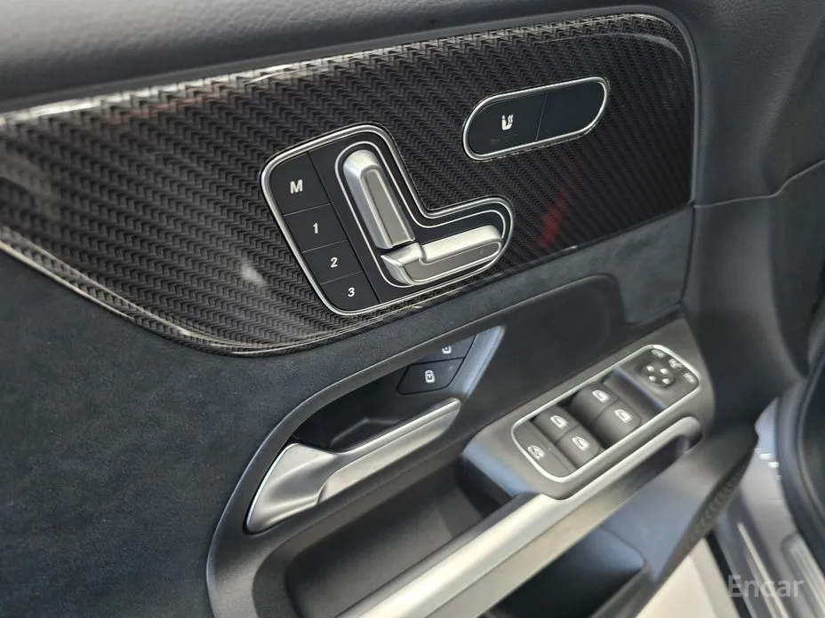 Mercedes-Benz GLB-Class 2020 AMG GLB35 4MATIC