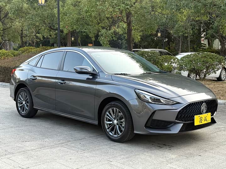 MG Motor 5 2023 2023款 180DVVT 手动风尚版