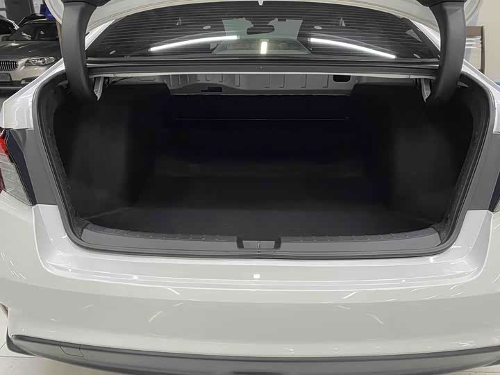 Honda Integra 2023 2023款 240TURBO CVT领先版