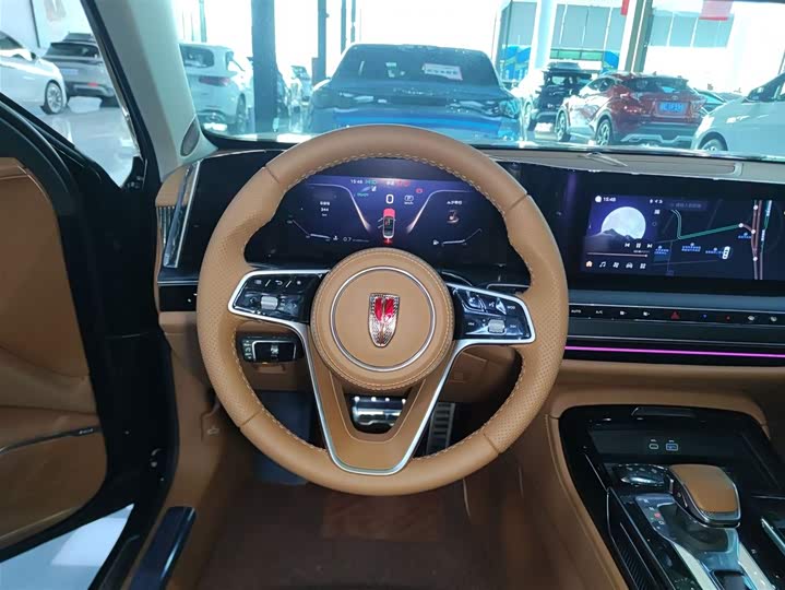 Hongqi H9 2025 2025款 改款 2.0T 两驱旗享豪华商务版 5座