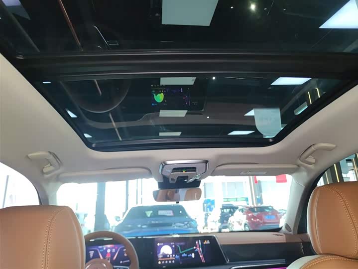 Hongqi H9 2025 2025款 改款 2.0T 两驱旗享豪华商务版 5座