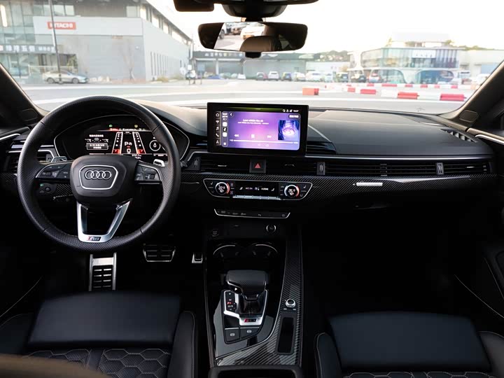 Audi RS 5 2023 2023款 RS 5 2.9T Sportback 暗金版