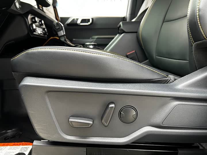 Ford Bronco 2024 2024款 2.3T 荒地