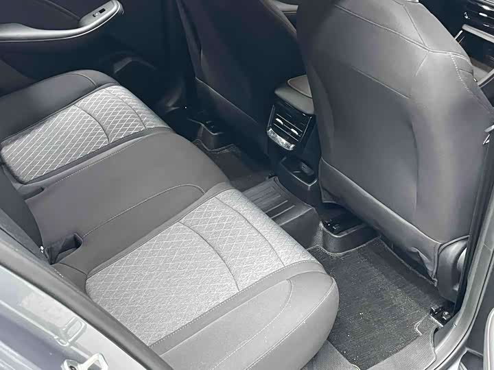 Roewe i5 2023 2023款 1.5L 手动舒享版