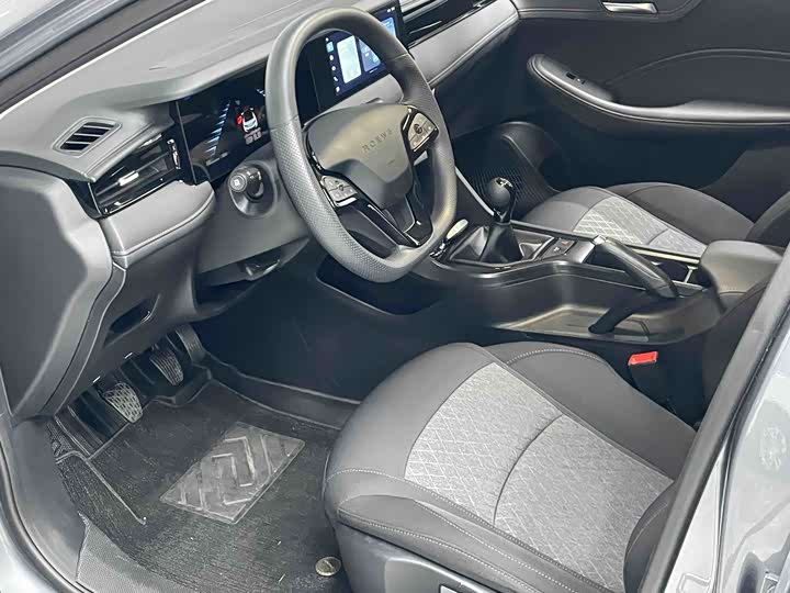 Roewe i5 2023 2023款 1.5L 手动舒享版