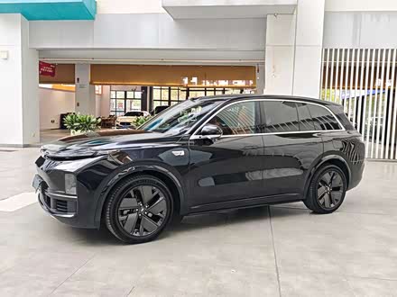 LiXiang L8 2025 2025款 Ultra 智能焕新版