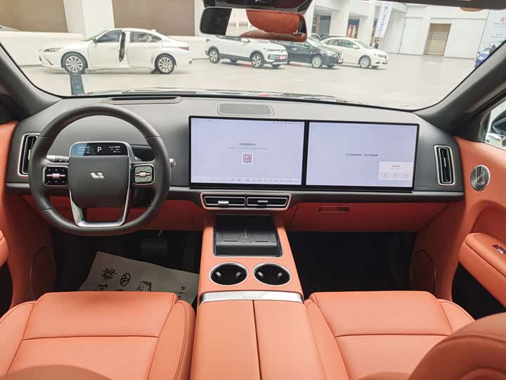 LiXiang L8 2025 2025款 Ultra 智能焕新版