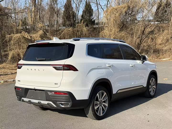 Geely Okavango 2022 2022款 1.8TD DCT旗舰型 7座
