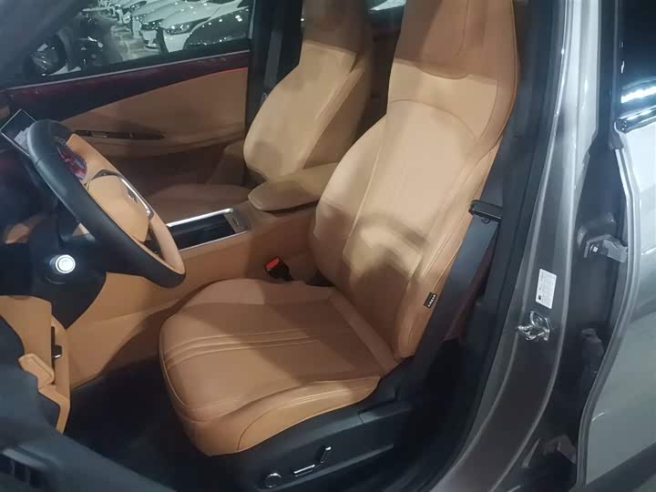 Geely Galaxy L7 2025 2025款 EM-i 115km 探索+版