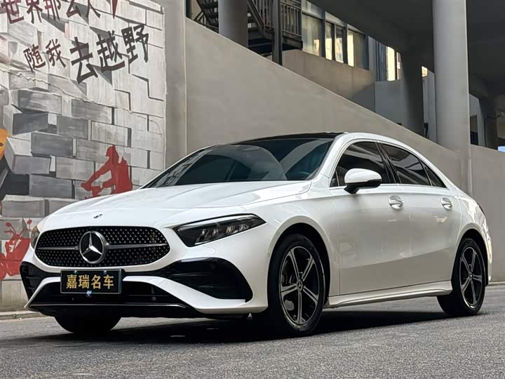 Mercedes-Benz A-Class 2024 2024款 改款 A 200 L 时尚型