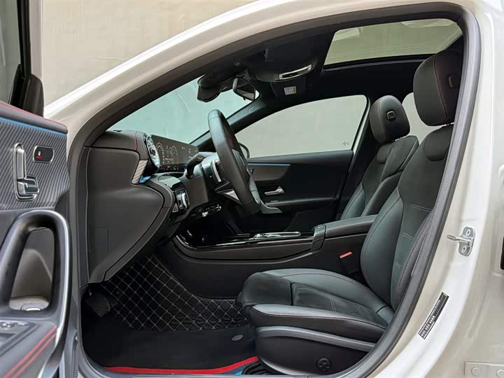 Mercedes-Benz A-Class 2024 2024款 改款 A 200 L 时尚型