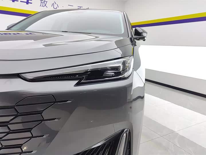 Changan UNI-K 2021 2021款 2.0T 卓越型