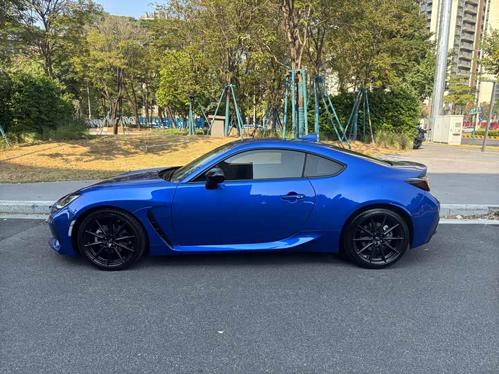 Subaru BRZ 2023 2023款 2.4L 手动10周年纪念版