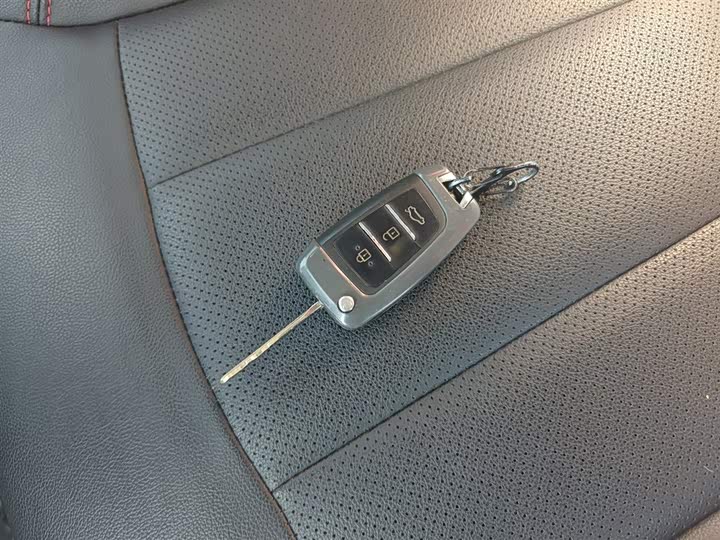 Geely Vision X3 2021 2021款 PRO 1.5L 手动精英型