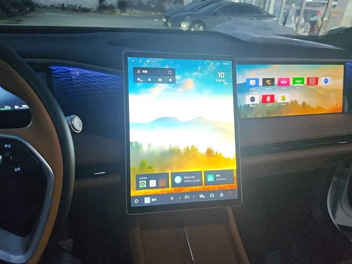 Geely Galaxy L7 2025 2025款 EM-i 115km 探索+版