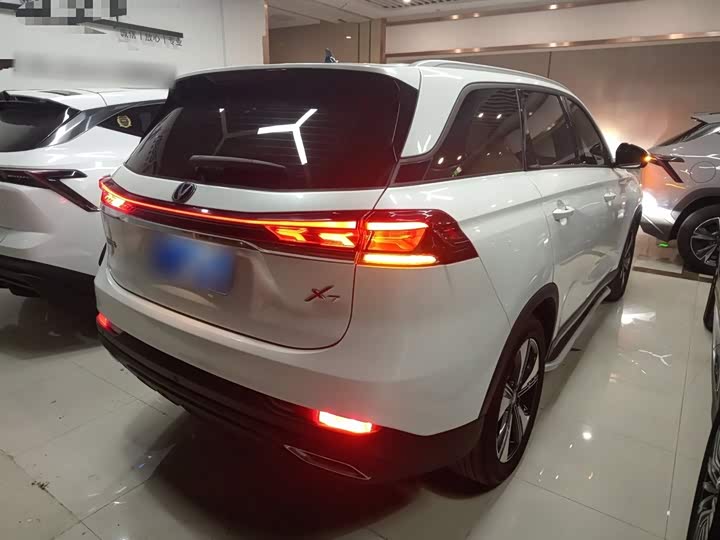 Changan X7 Plus 2024 2024款 1.5T 自动臻享型 5座
