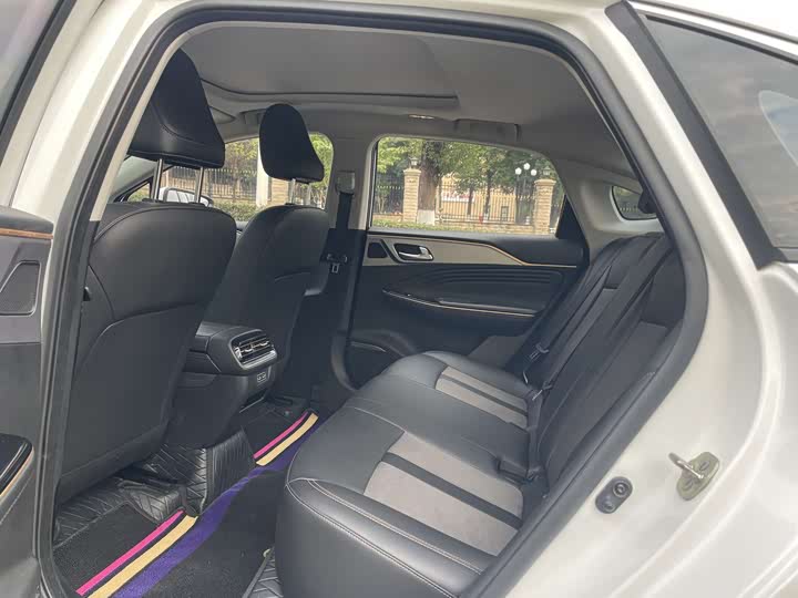 GAC Aion S 2023 2023款 炫 580 55.2kWh 磷酸铁锂