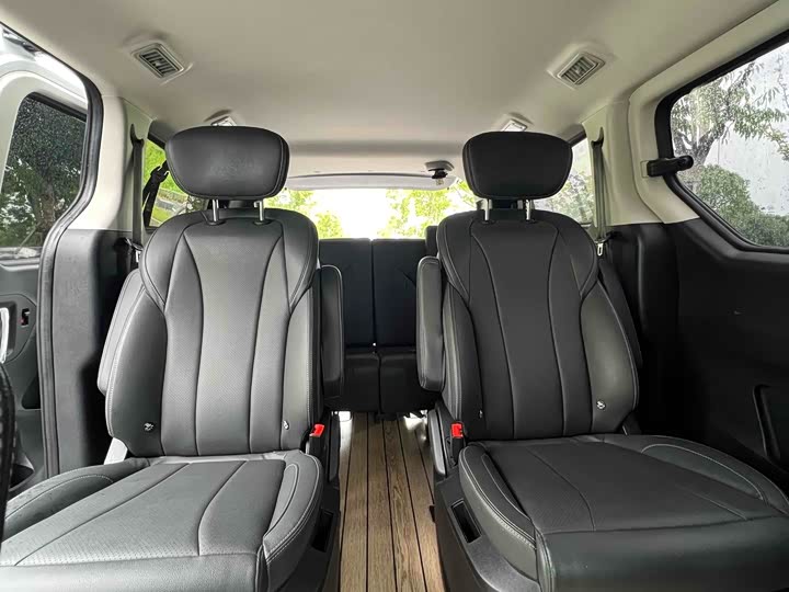 Maxus G20 2023 2023款 ES 2.0T 柴油手动超值版