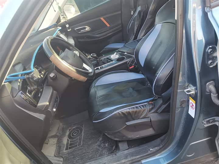 Changan Oshan X7 Plus 2022 2022款 1.5T 手动尊享型