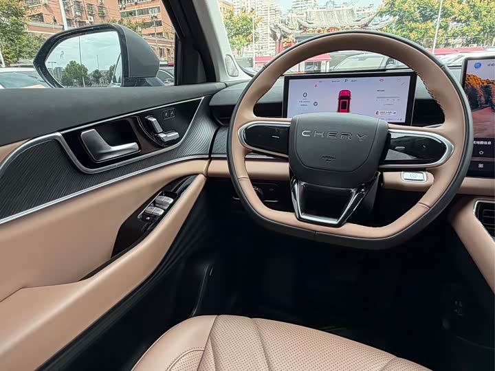 Chery Tiggo 8L 2024 2024款 2.0T 两驱尊贵版 5座