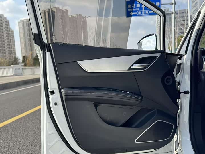 BYD Song Max 2021 2021款 升级版 1.5T 自动豪华型 7座