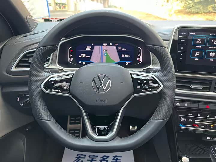 Volkswagen T-Roc 2025 2025款 改款 300TSI DSG两驱辰光版