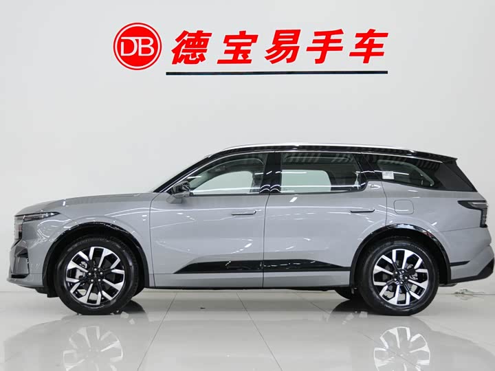 Ford Edge 2025 2025款 锐界L 2.0T EcoBoost E混动四驱七座至尊型