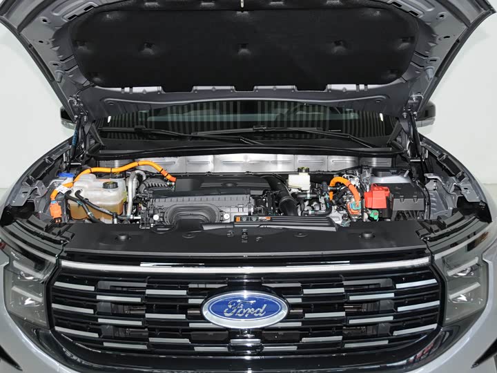Ford Edge 2025 2025款 锐界L 2.0T EcoBoost E混动四驱七座至尊型