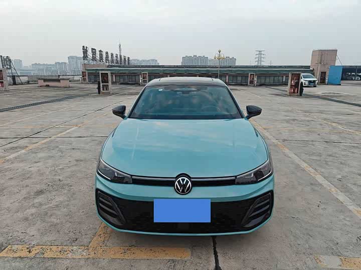 Volkswagen Passat 2025 2025款 Pro 380TSI 星空龙尊版