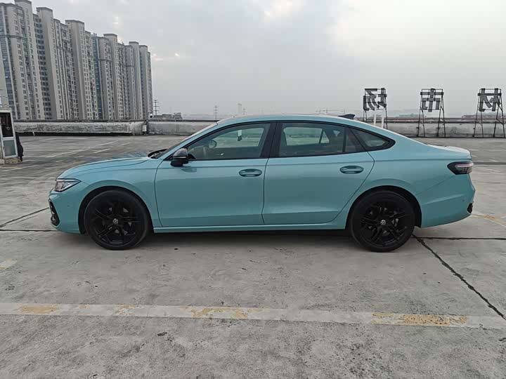 Volkswagen Passat 2025 2025款 Pro 380TSI 星空龙尊版